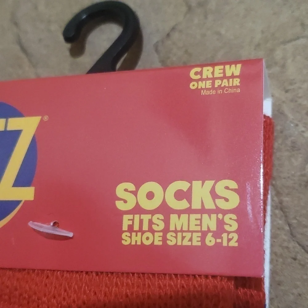 4/$25 Ritz Cracker Novelty Crew Socks Unisex New - Picture 7 of 8